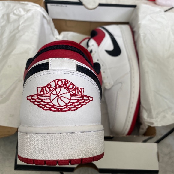 Air Jordan 1 Low - Picture 4 of 4
